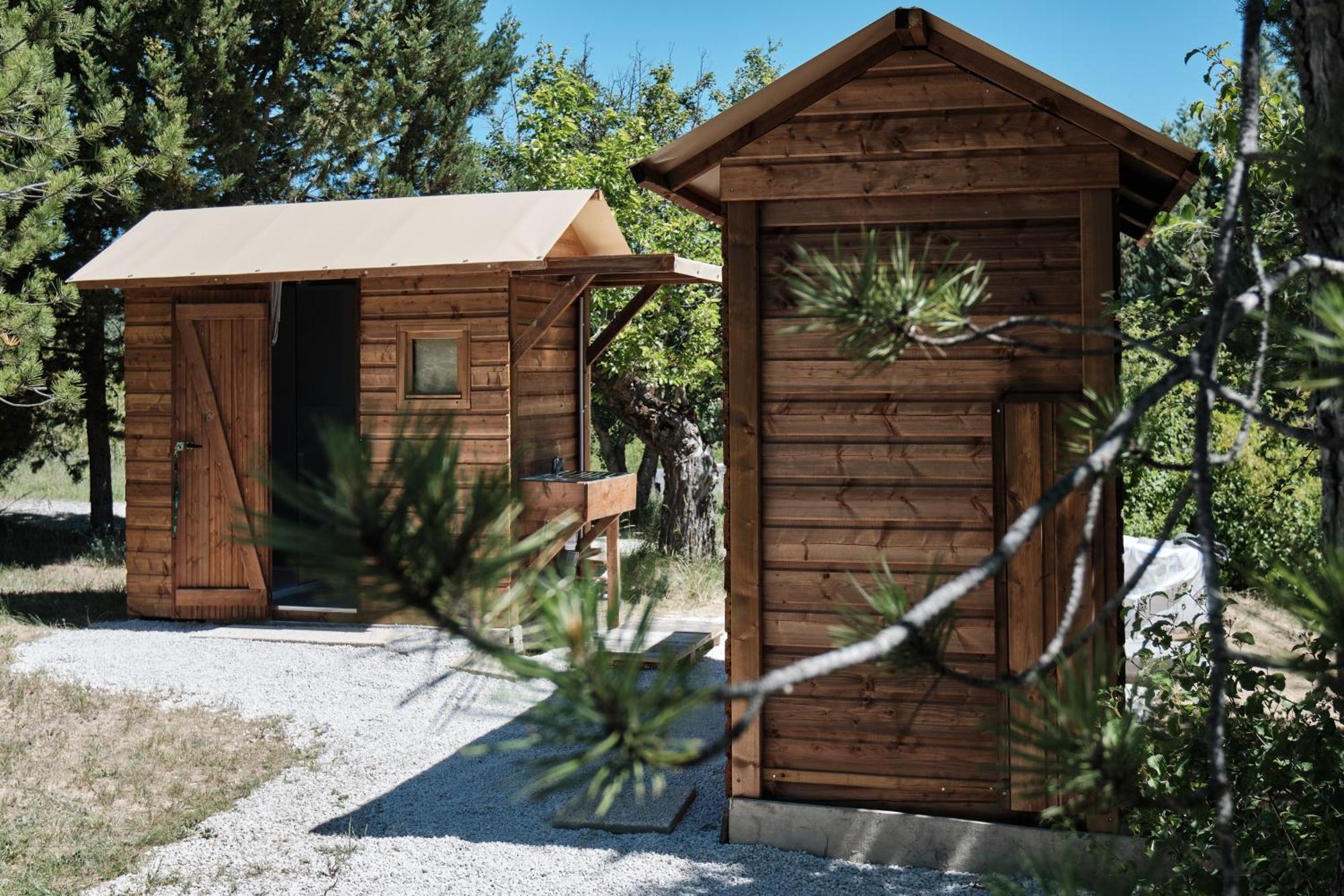Guest house Les Maisons De Chante Oiseau 3*
