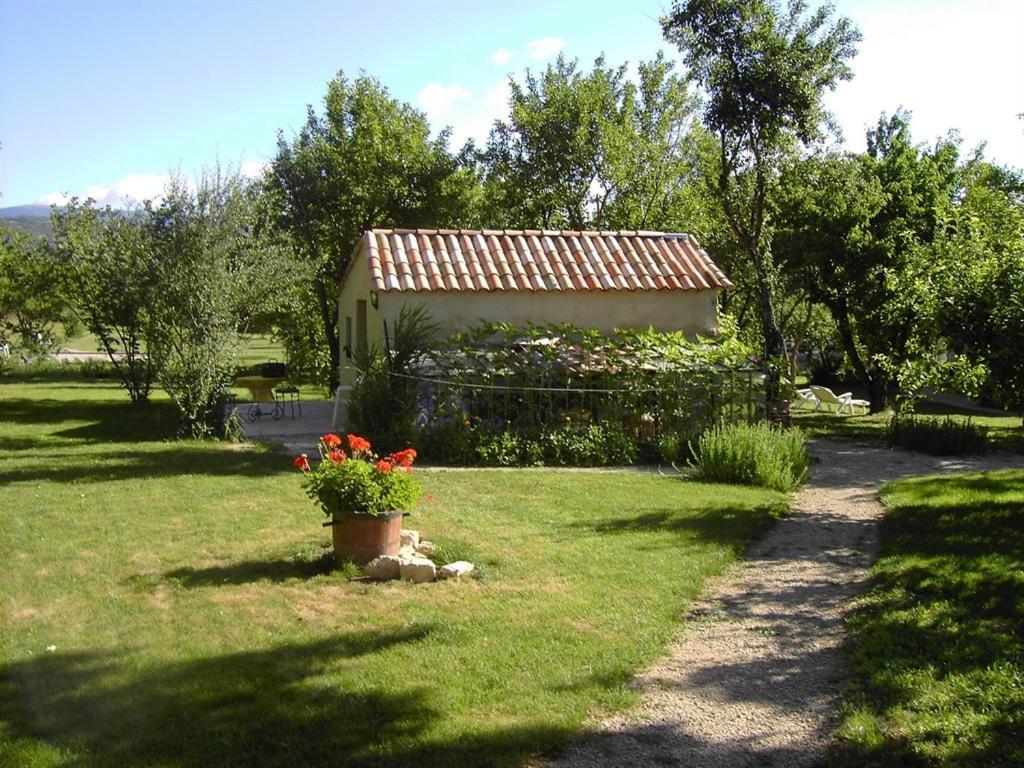 Guest house Les Maisons De Chante Oiseau Sigonce