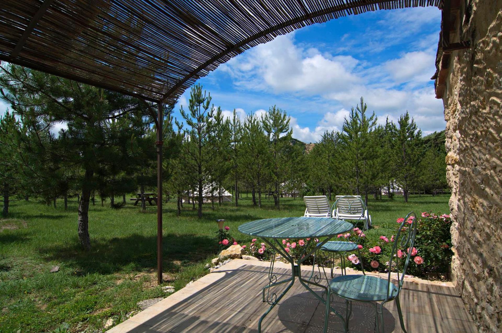 Les Maisons De Chante Oiseau Guest house Sigonce